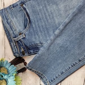 GAP DISTRESSED COUPE GIRLFRIEND DENIM JEANS